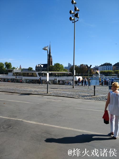 法兰克福状态平平,奥格斯堡表现起伏 法兰克福状态平平,奥格斯堡表现起伏